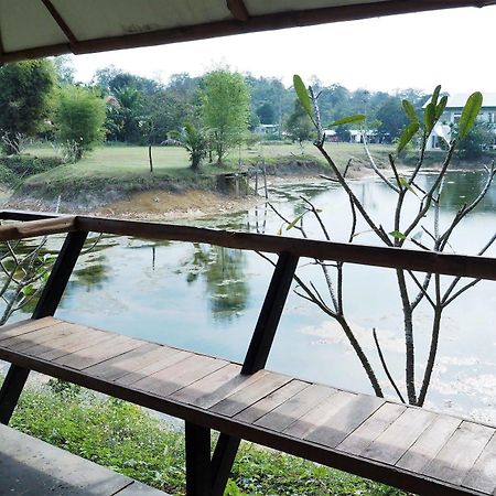 Baan Ricky Motocross And Enduro Track Hotel Ban Huai Maenam Noi Exterior photo