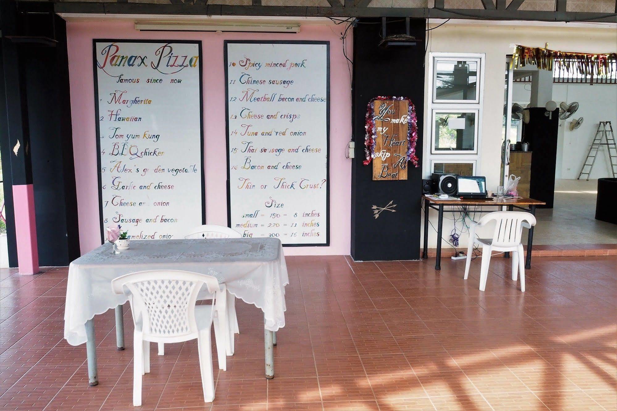 Baan Ricky Motocross And Enduro Track Hotel Ban Huai Maenam Noi Exterior photo