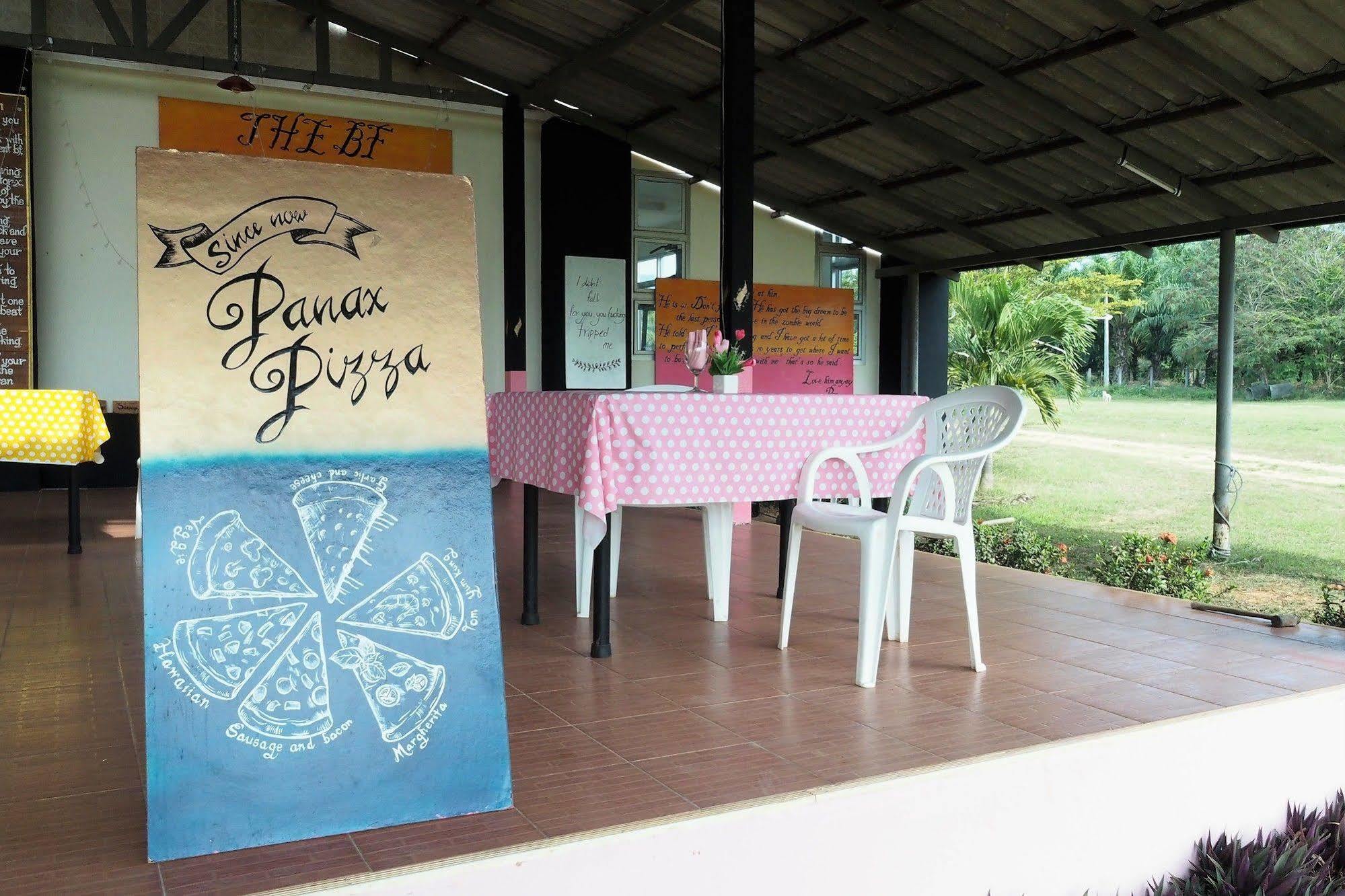 Baan Ricky Motocross And Enduro Track Hotel Ban Huai Maenam Noi Exterior photo